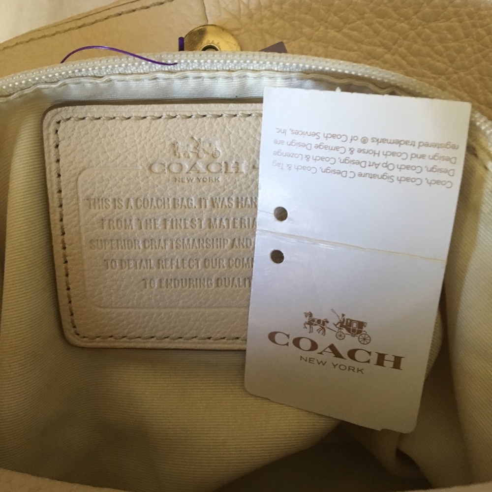 Purse - Picture 3 of 3